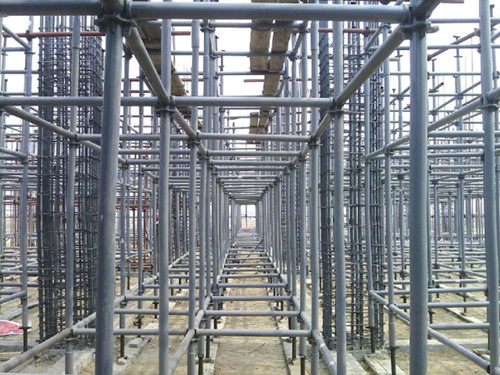 輔料租賃中心輪扣式腳手架改制使用獲好評(píng)