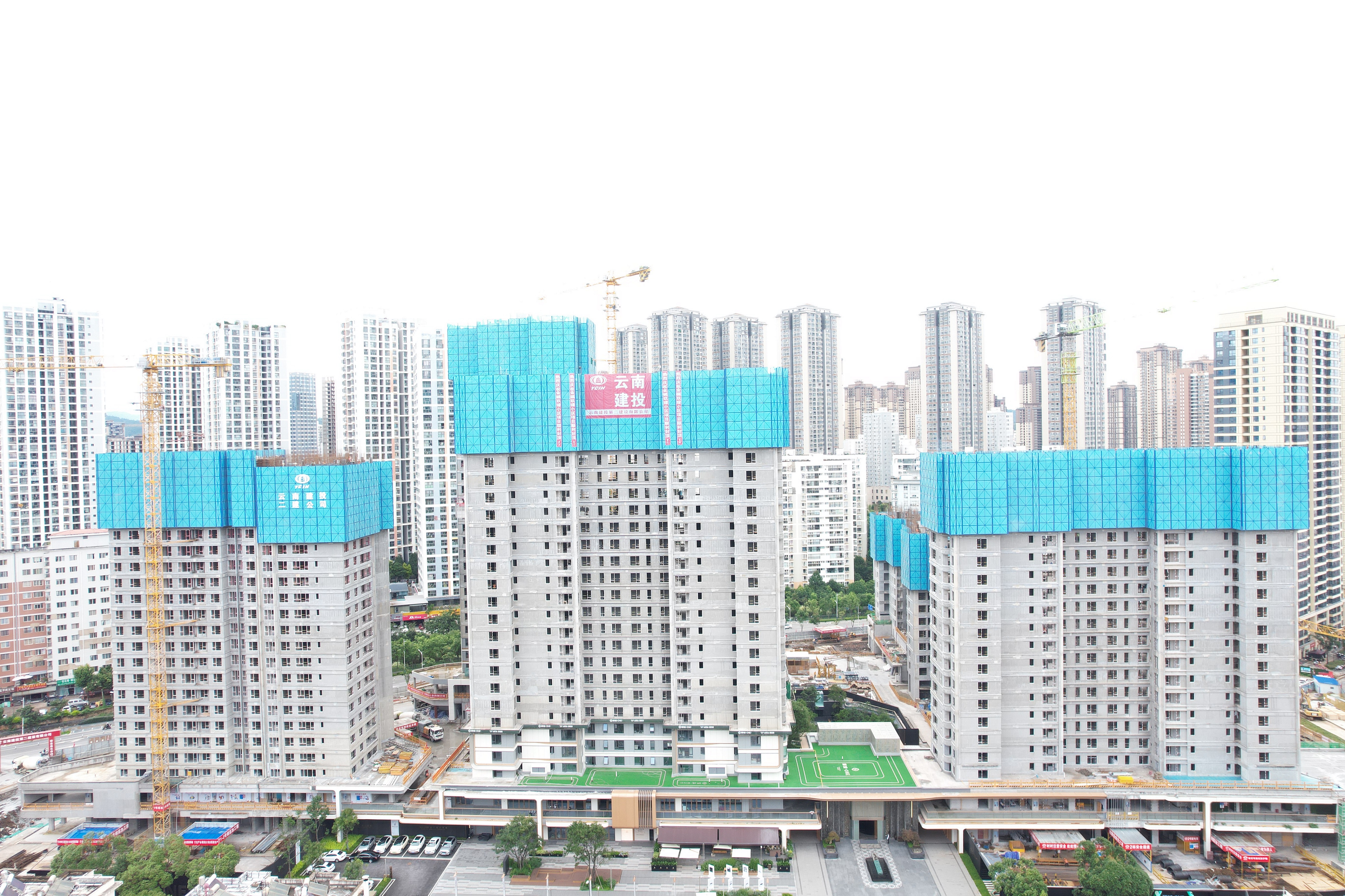 凝心聚力筑精品！金樾玖璋小區(qū)建設(shè)項(xiàng)目首棟封頂